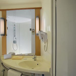 Chambre Standarde Lit Queen-Size